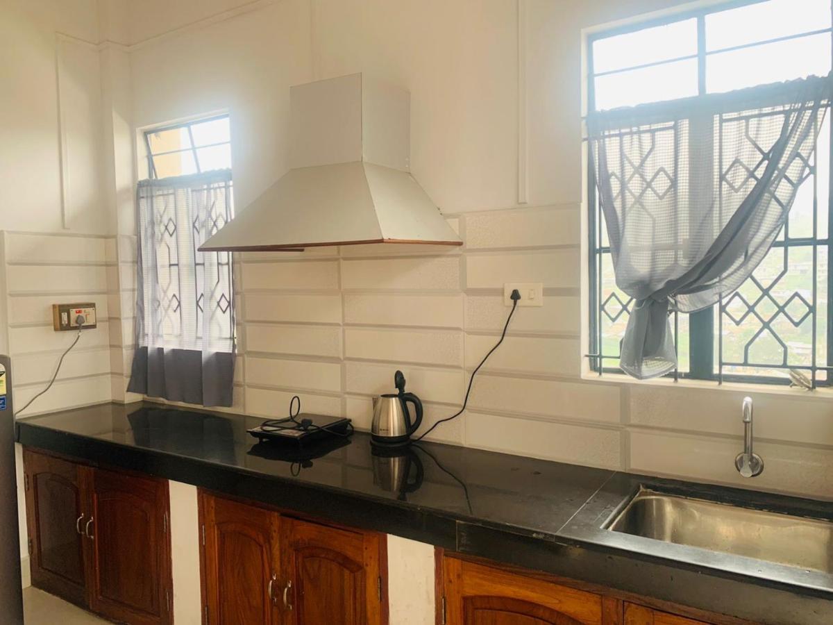 Cafe Sola Bnb Shillong Exteriör bild